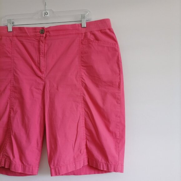 Chico's Womens Pink High Rise Flat Front Y2K Modern Bermuda Shorts Size 3 US XL - Picture 2 of 7